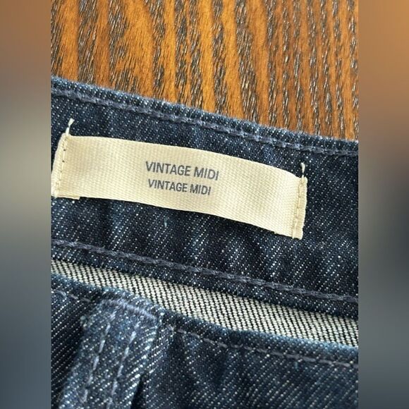 NWT Universal Thread women’s size 16 vintage midi jean shorts dark wash denim - Picture 4 of 16